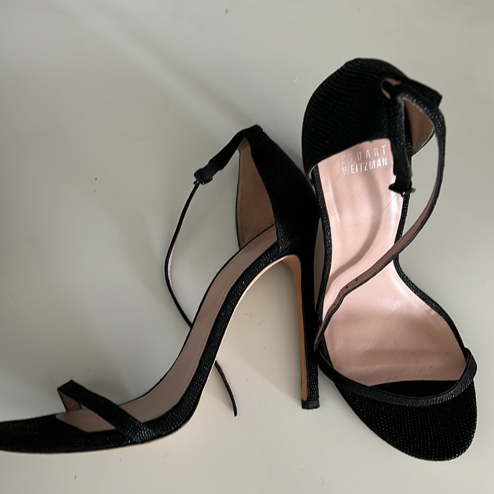 Stuart Weitzman Nudist Sandal in Metallic Black